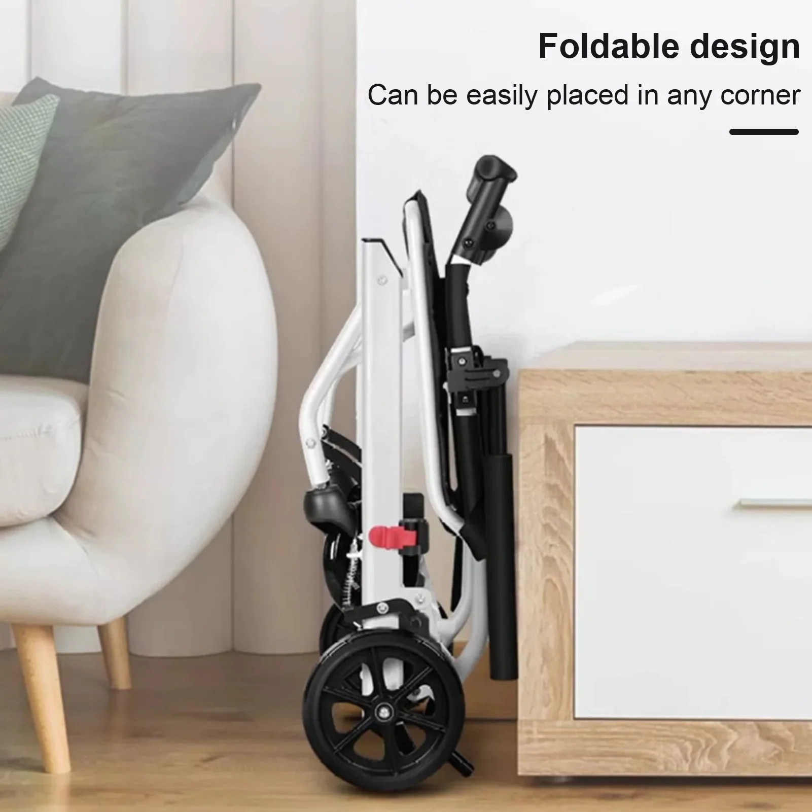 Silla de ruedas plegada compacta
